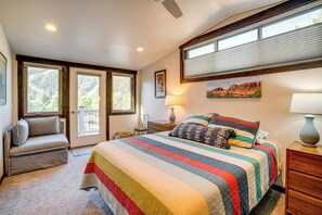 3 Schlafzimmer, Schreibtisch, Bügeleisen/Bügelbrett, Reisekinderbett