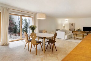Interior - Apartment 'Im Gräbele' with Private Terrace, Private Garden and Wi-Fi (Rosenfeld)