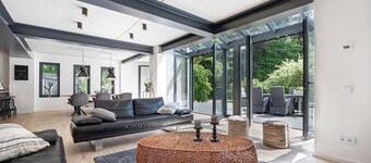 Holiday Home 'Studio Mt Nine' with Private Terrace, Private Garden and Wi-Fi