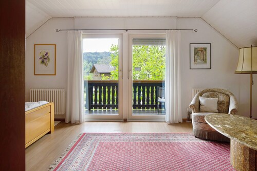 Ferienwohnung 'Zum Alt Engelwirt' mit Bergblick, Balkon und WLAN