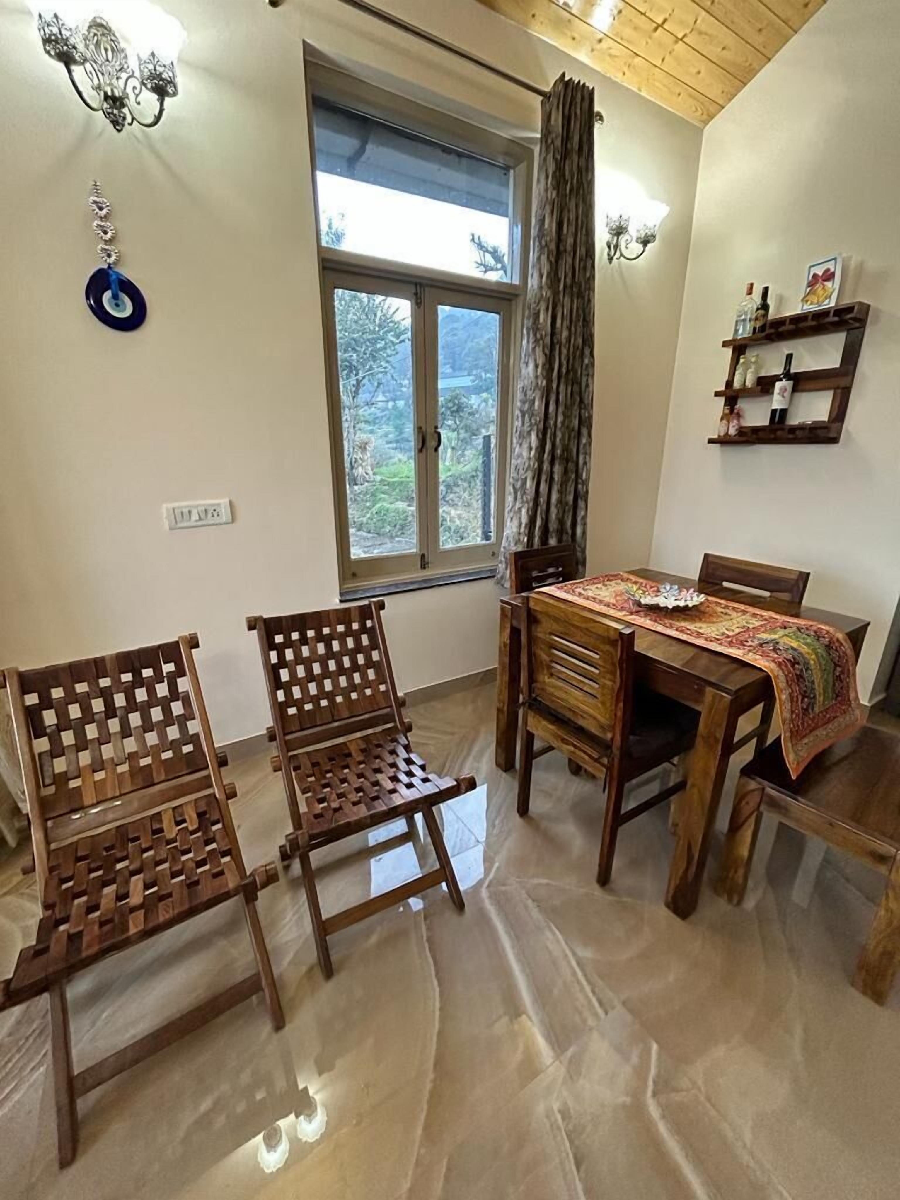 家庭双人房 | 客房内用餐