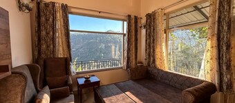 SUNS Cottage