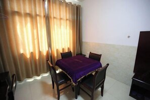 Dining - XLDSWBG (Xiangxiang)