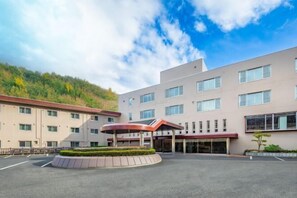 Exterior - Asarigawa Onsen Hotel (Otaru)