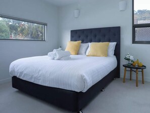 3 dormitorios, tabla de planchar con plancha, wifi y ropa de cama