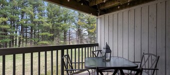 Cozy 2 Bedroom Condo at GTR!