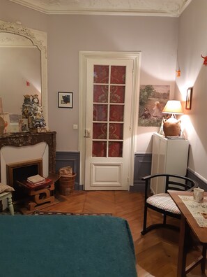 1 chambre, Wi-Fi gratuit, draps fournis