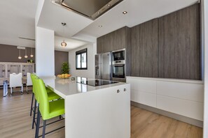 Fridge, microwave, oven, dishwasher - villa rental in Calpe, PIACERE (Calpe)