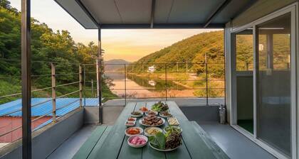Cheongdo Ellago Poolvilla Pension