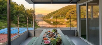 Cheongdo Ellago Poolvilla Pension