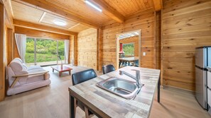 Habitación básica, 4 habitaciones (byeolgwan 3) | 2 dormitorios y wifi gratis