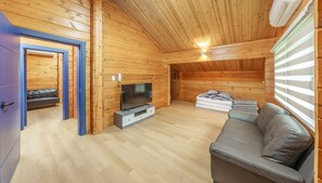 Basic Room, 4 Bedrooms (byeolgwan 3)