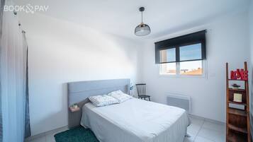 2 Schlafzimmer, Bügeleisen/Bügelbrett, WLAN, Bettwäsche