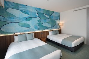 Desk, free WiFi, bed sheets - pool villa Sanrriott Okinawa Motobu (Motobu)