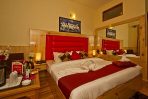 Free WiFi, bed sheets - Goroomgo New Harmony Inn Manali (Manali)