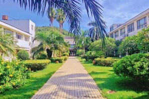 Exterior - Nanwan Monkey Islet Tianlang Holiday Hotel (Lingshui)