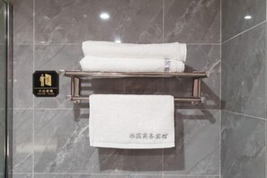 Room - Zizhongchuan East Business Hotel (Zizhong)