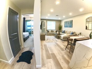 1 室のベッドルーム、デスク、アイロン / アイロン台、WiFi