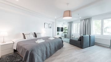 Estudio urbano | Tabla de planchar con plancha y wifi gratis