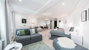 City Studio | Living area