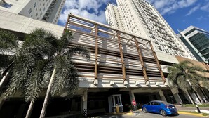 Exterior - IT Park Studio w/ washing machine (Cebu City)