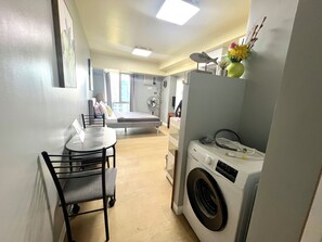 1 bedroom, desk, iron/ironing board, free WiFi