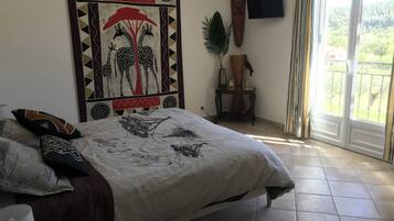 1 bedroom, free WiFi, bed sheets