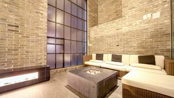 Duplex Garden (Indoor) | Free WiFi