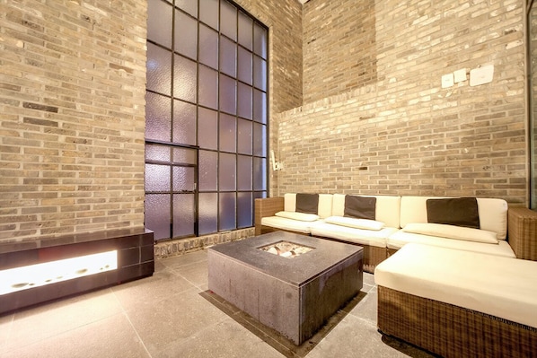 Duplex Garden (Indoor) | Free WiFi - JS Classic Hotel (Hwaseong)