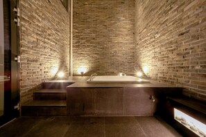 Duplex Garden (Indoor) | Free WiFi - Dongtan JS Classic Hotel (Hwaseong)