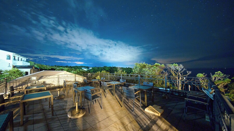 HOTEL HOLISTIC RESORT