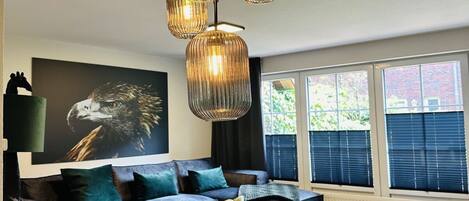 Una Smart TV, libros