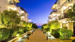 Unclassified image, 3 of 163, button - Discovery Boracay (Boracay Island)