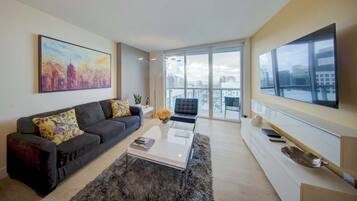 Télévision, espaces bureaux