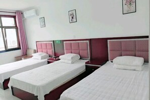 Room - Kunlun Inn (Beijing)