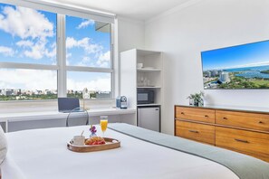 Iron/ironing board, travel crib, WiFi, bed sheets