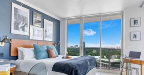 Iron/ironing board, travel crib, WiFi, bed sheets