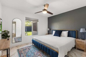 3 bedrooms, iron/ironing board, WiFi, bed sheets