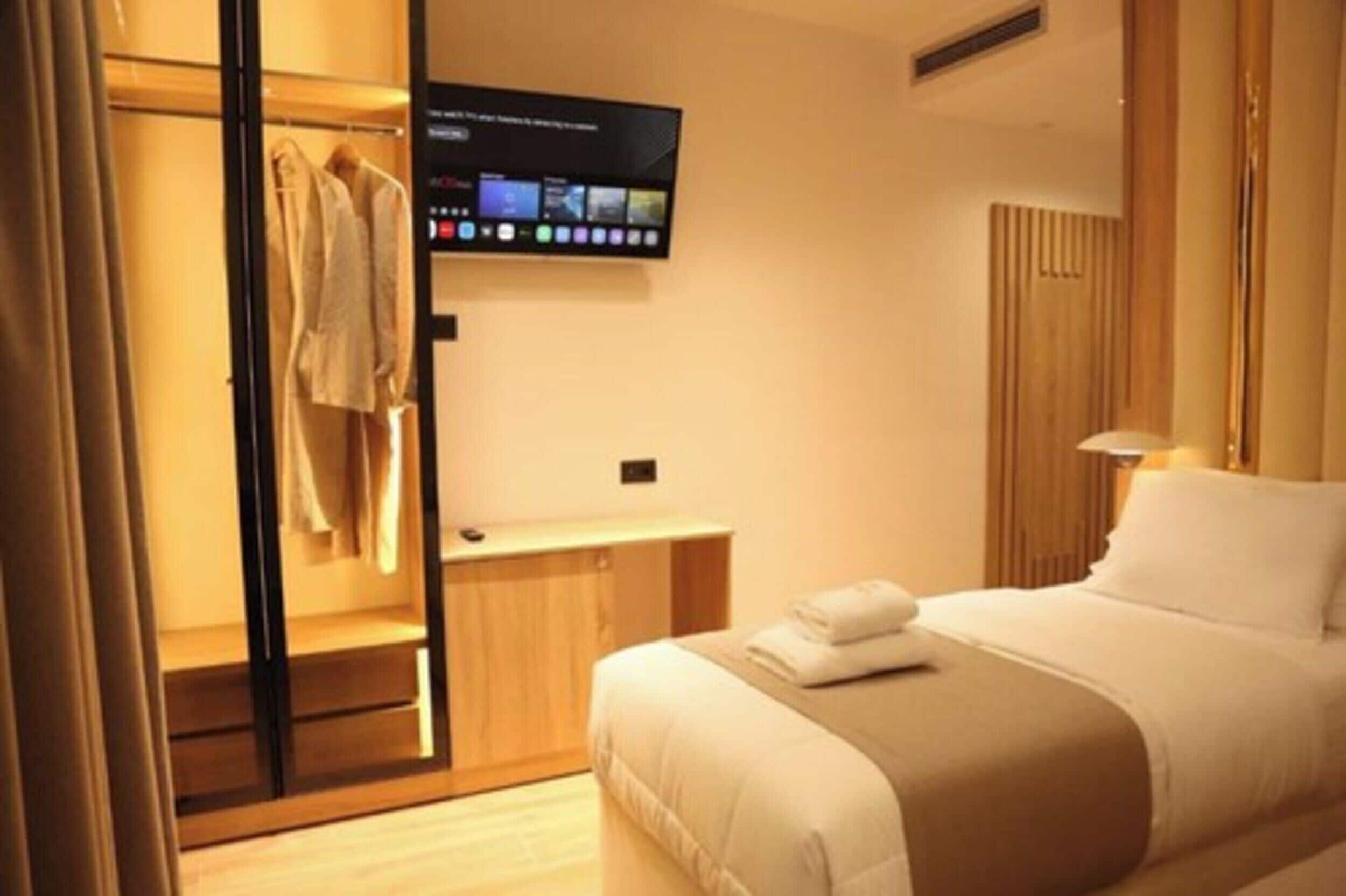 Chambre Standard avec lits jumeaux, vue sur la ville | Accès au Wi-Fi (inclus), literie fournie