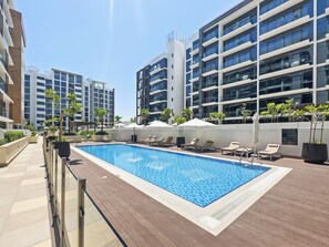 Outdoor pool, a heated pool
