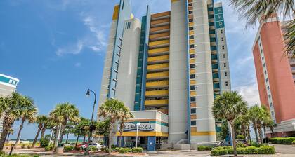 Newly Renovated Oceanfront Condo in Central Myrtle Beach