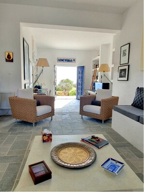5 bedrooms