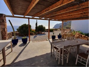 Villa, Smoking