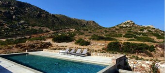Th a Palace 5 Bedroom Villa