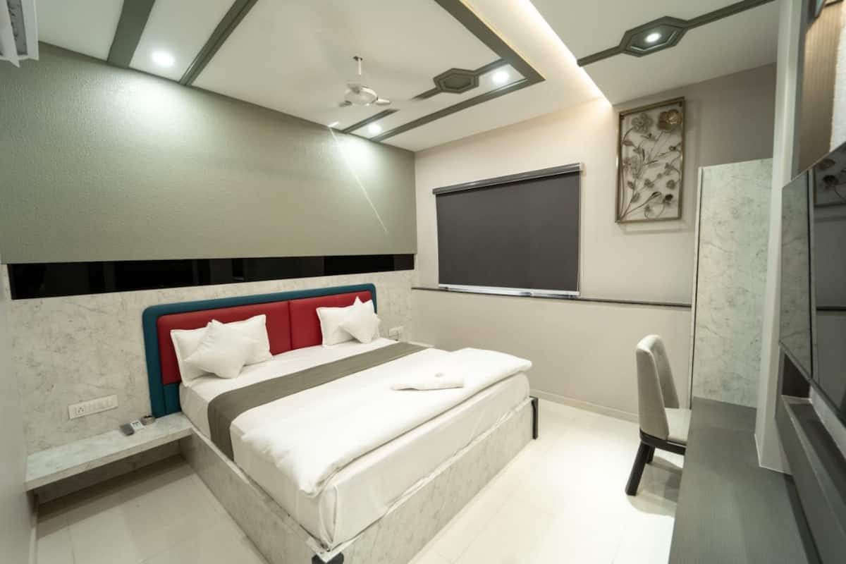 Habitación Deluxe doble, vistas a la ciudad | Wifi gratis y ropa de cama