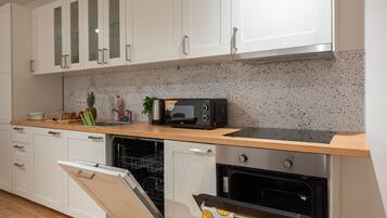 Apartment | Private kitchen | Fridge, microwave, oven, stovetop