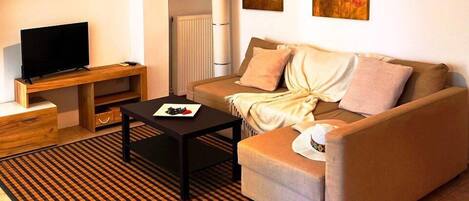 Comfort Apartment | 1 bedroom, iron/ironing board, free WiFi, bed sheets