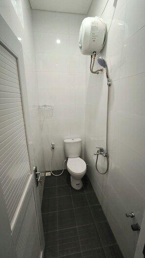 Deluxe Double Room | Bathroom