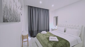 2 bedrooms, iron/ironing board, free WiFi, bed sheets - STAY Treasure Apartment (Larnaca)
