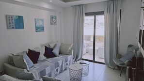 TV - STAY Treasure Apartment (Larnaca)